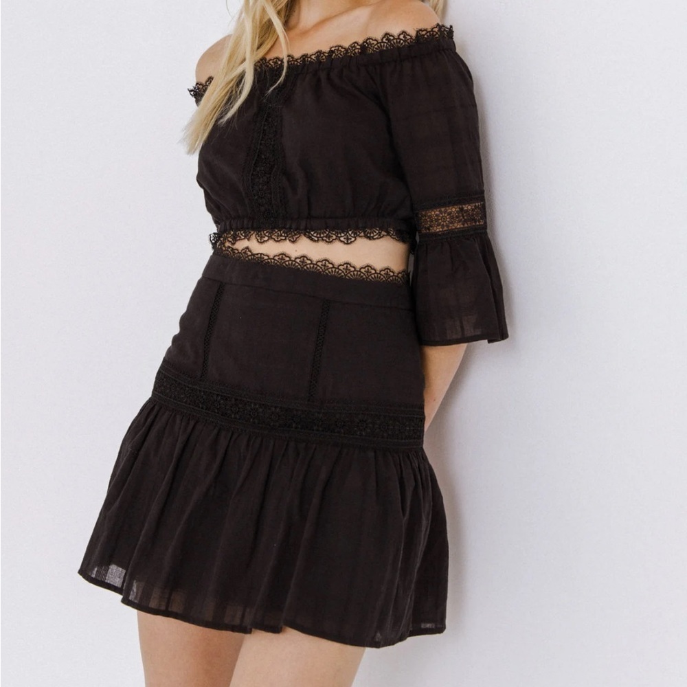 endless rose Women's Yoke Flared Mini Skirt Black Lace Size XS